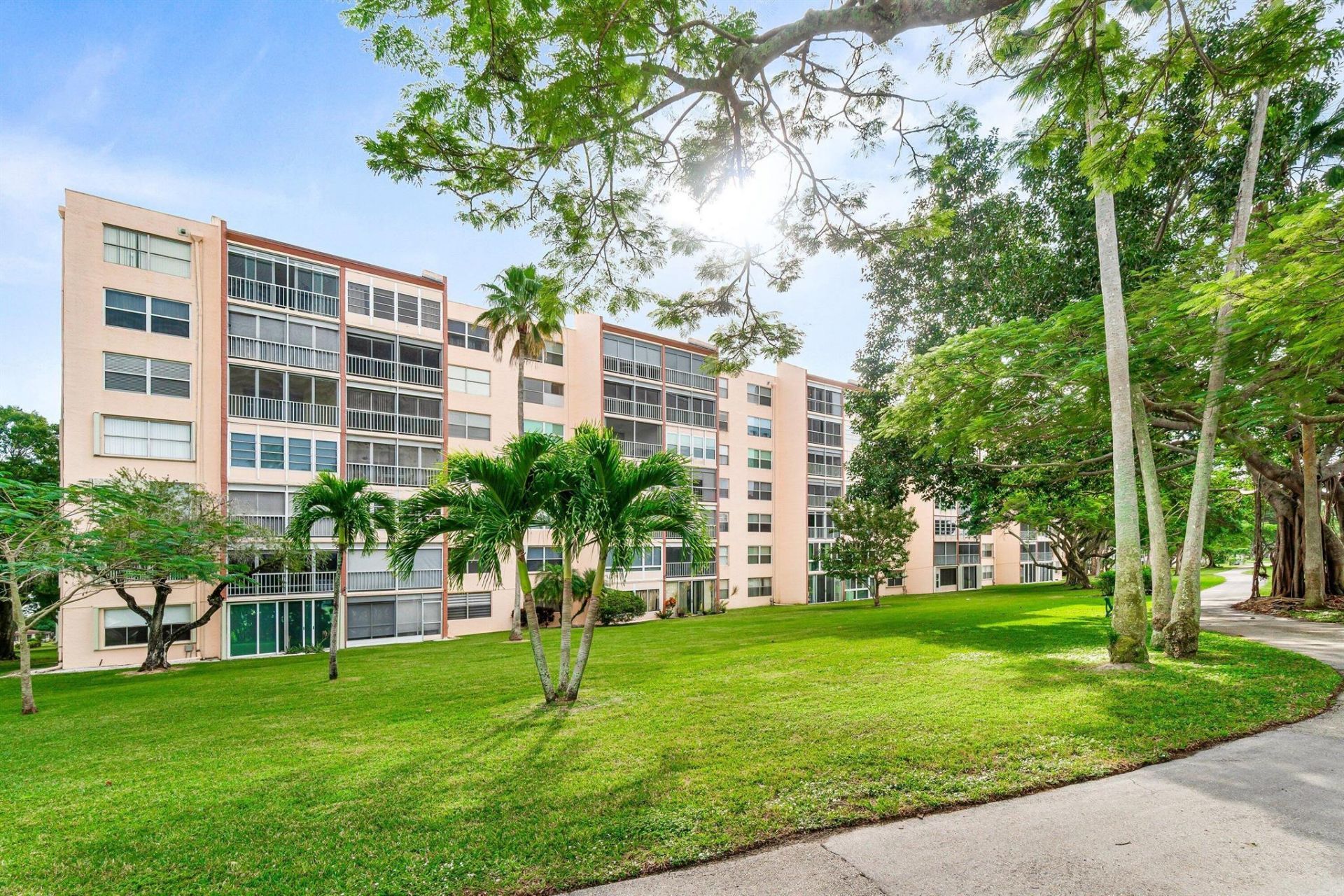 14623 Bonaire Boulevard, Unit 608, Delray Beach, FL 33446 Photo