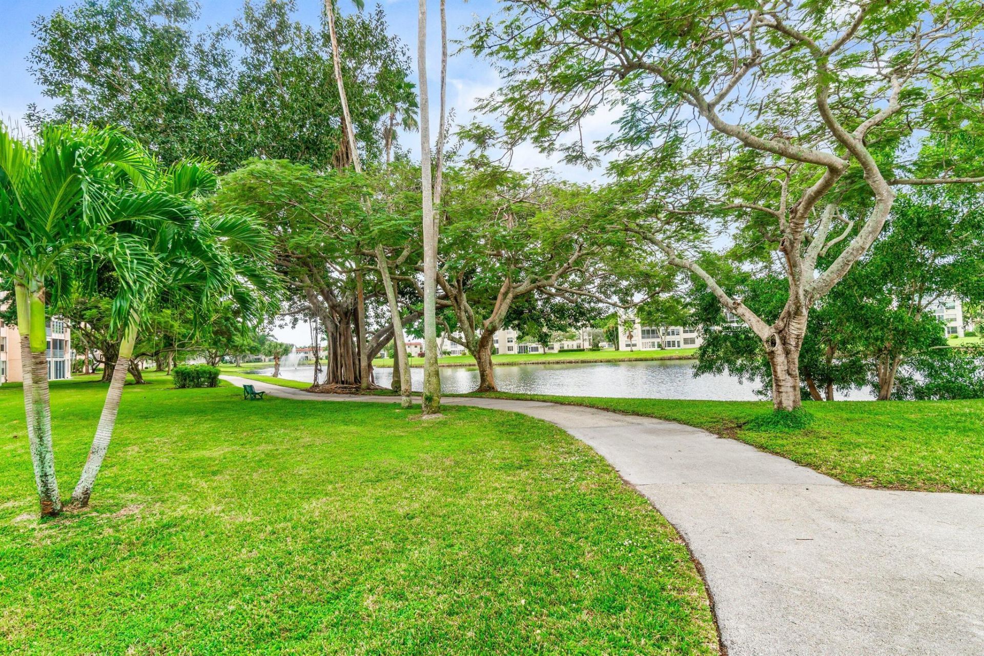 14623 Bonaire Boulevard, Unit 608, Delray Beach, FL 33446 Photo