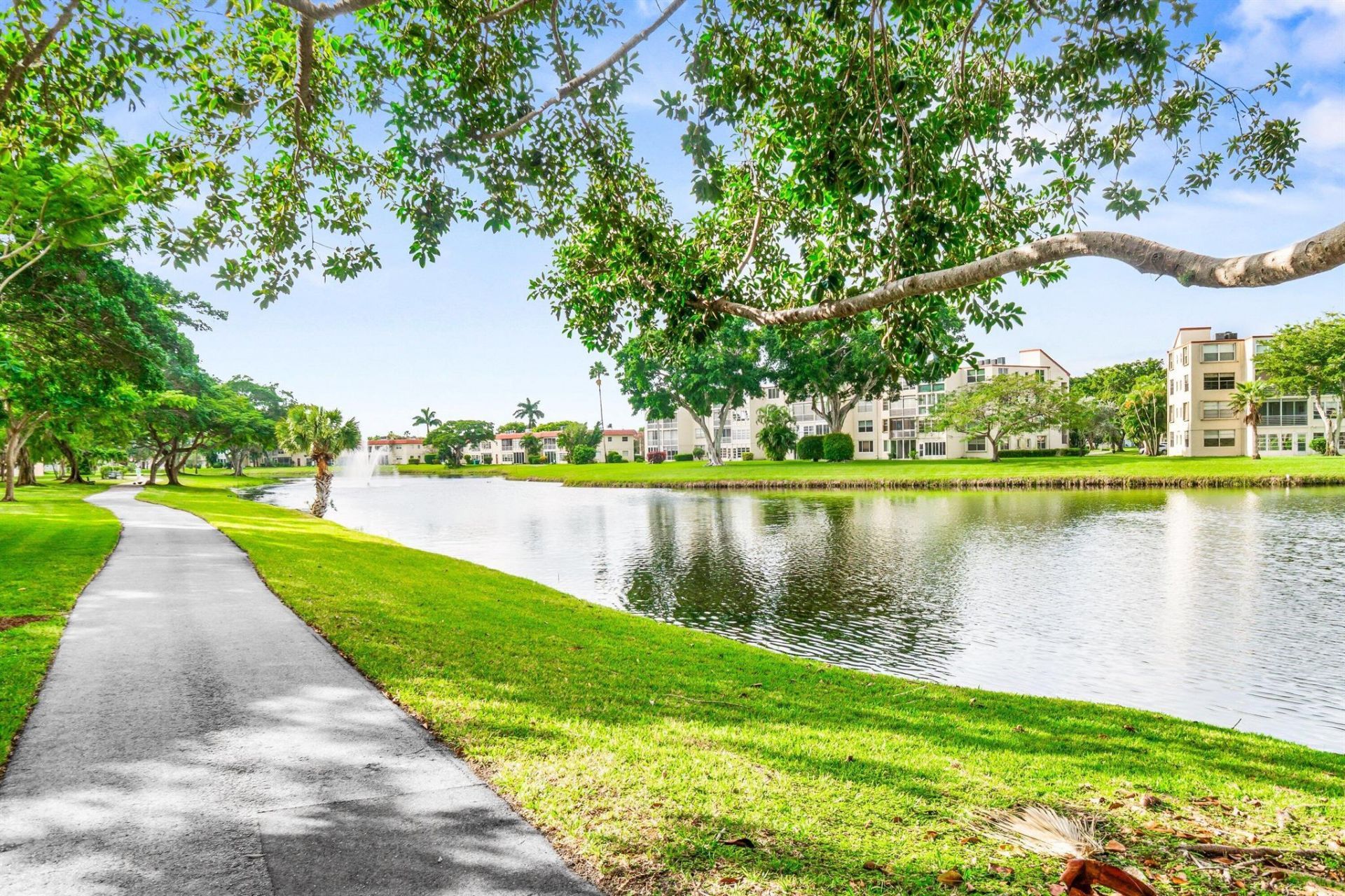 14623 Bonaire Boulevard, Unit 608, Delray Beach, FL 33446 Photo