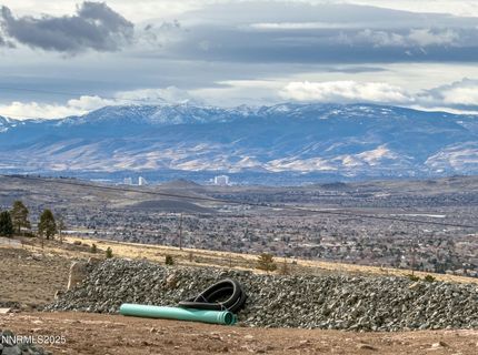 2410 La Mancha Drive, Sparks, NV 89441 Photo