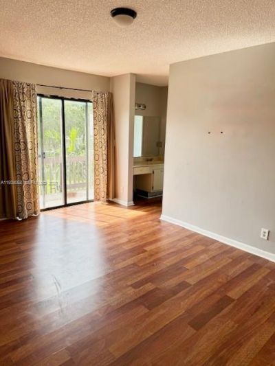 8951 W Sunrise Blvd, Plantation, FL 33322 Photo