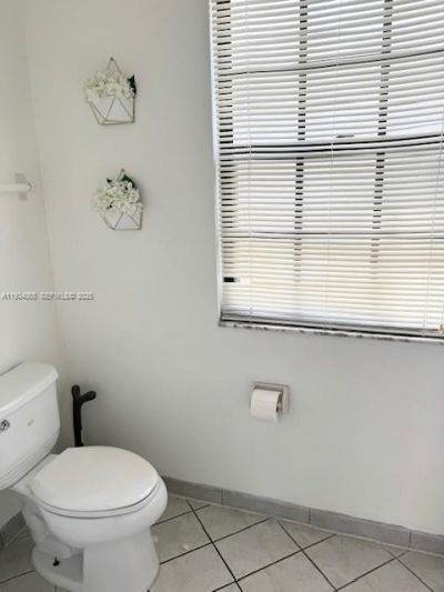 8951 W Sunrise Blvd, Plantation, FL 33322 Photo