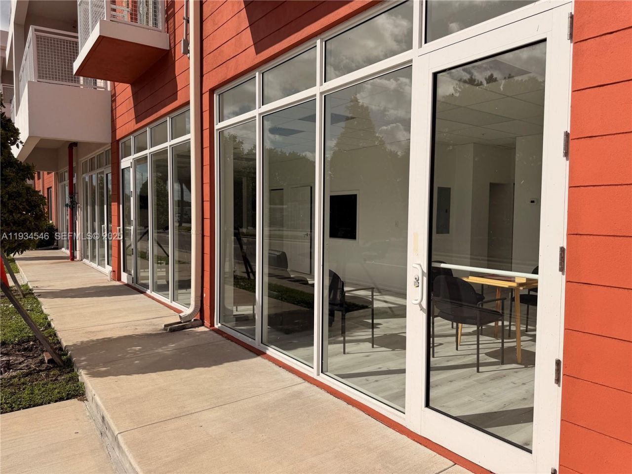 665 E 49 St, Hialeah, FL 33013 Photo