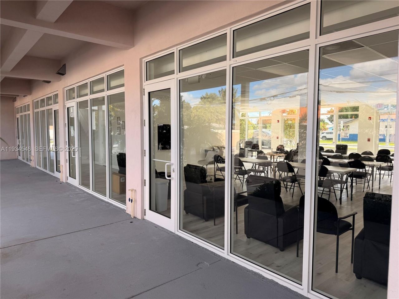 665 E 49 St, Hialeah, FL 33013 Photo