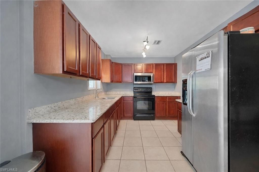 321 14th St Ne, Naples, FL 34120 Photo