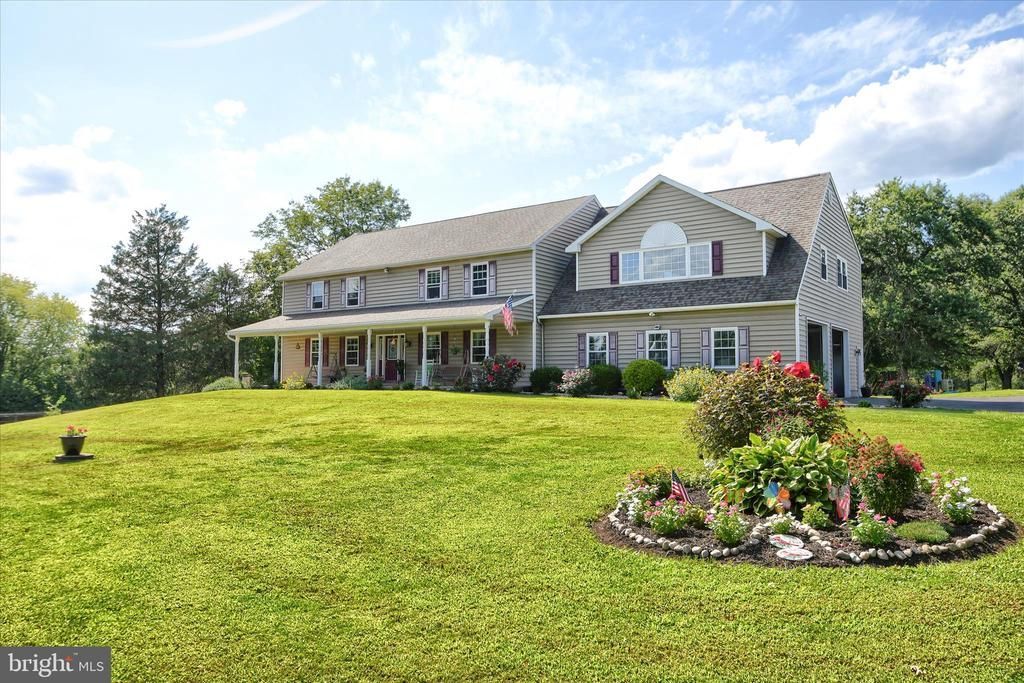 1010 SWEETBRIAR ROAD, PERKASIE, PA 18944