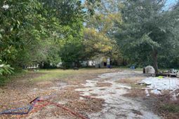 315 Wilkes Road photo 4