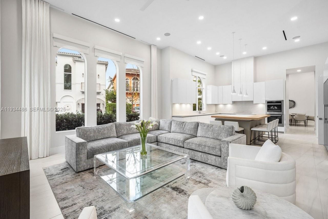 3912 Island Estates Dr, Aventura, FL 33160 Photo