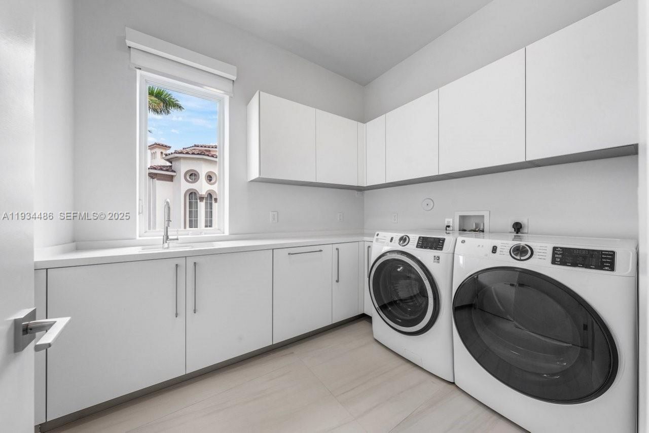 3912 Island Estates Dr, Aventura, FL 33160 Photo