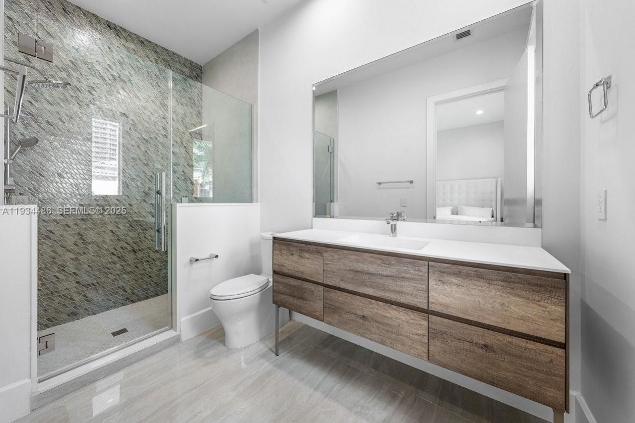 3912 Island Estates Dr, Aventura, FL 33160 Photo