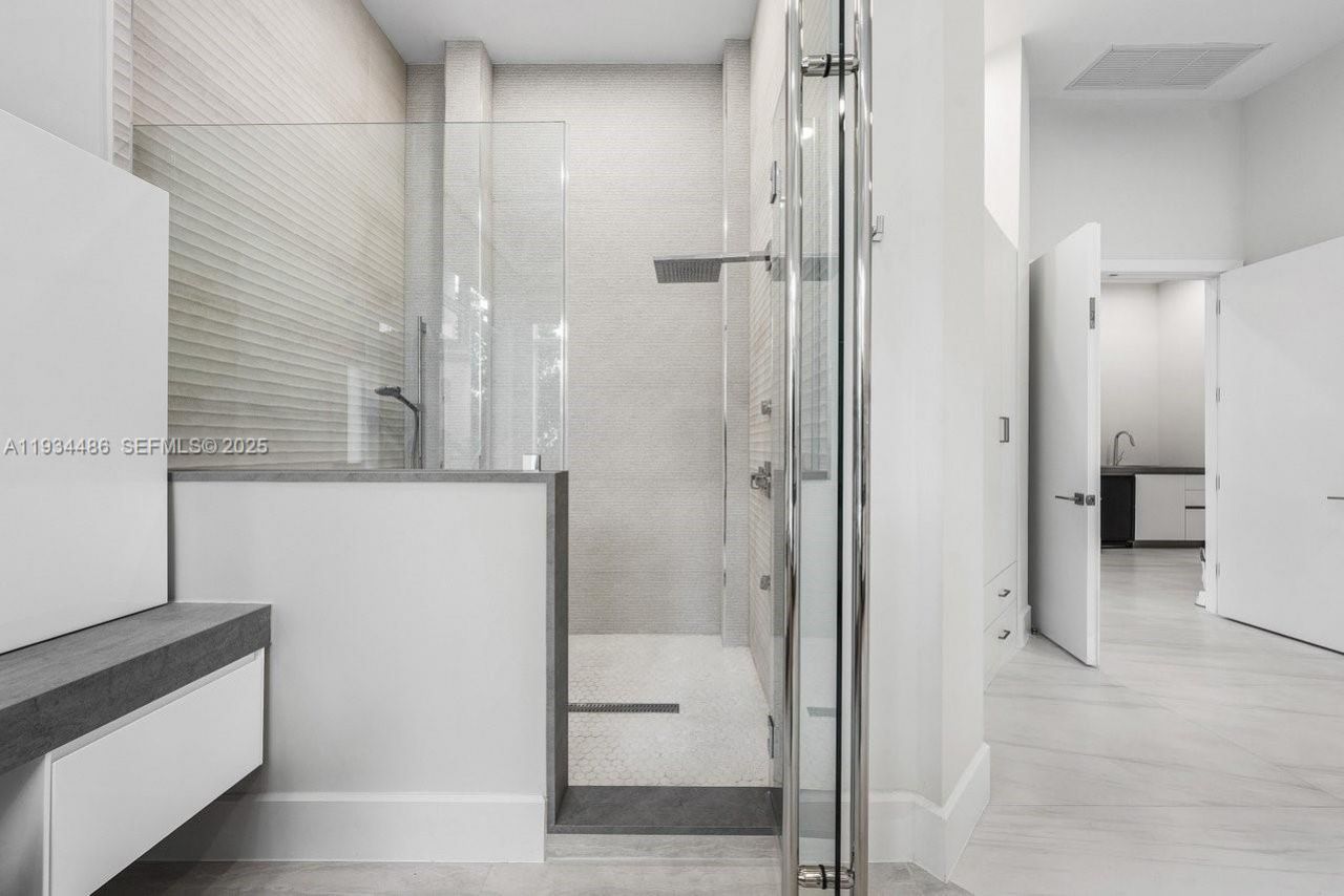 3912 Island Estates Dr, Aventura, FL 33160 Photo