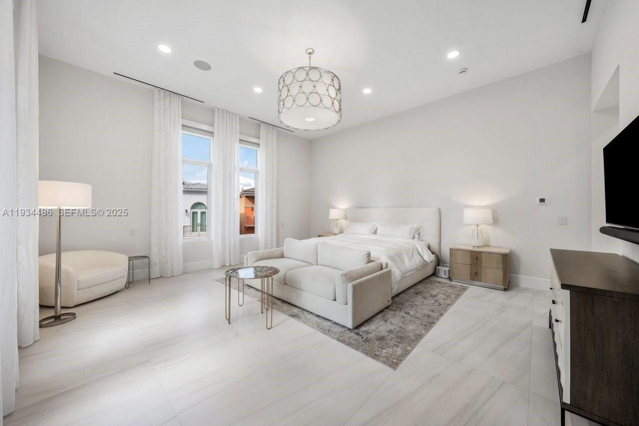 3912 Island Estates Dr, Aventura, FL 33160 Photo