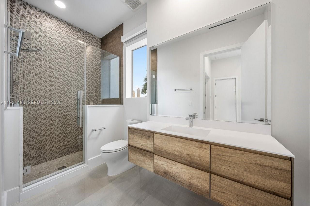 3912 Island Estates Dr, Aventura, FL 33160 Photo