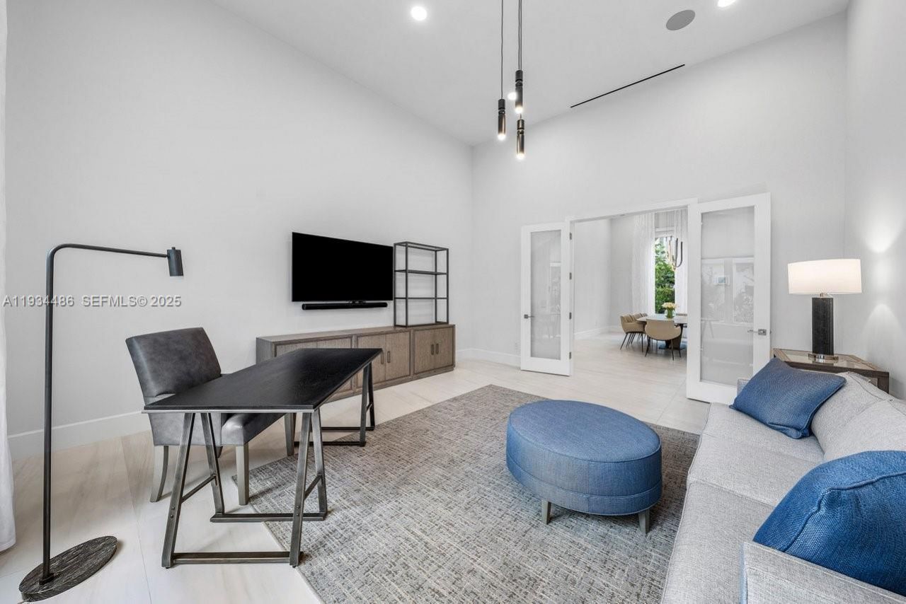 3912 Island Estates Dr, Aventura, FL 33160 Photo