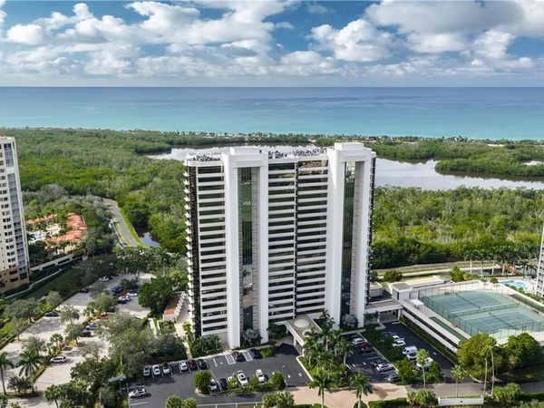 6825 Grenadier BLVD, Unit 1002, NAPLES, FL 34108