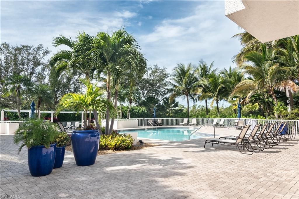 6825 Grenadier Blvd, Unit 1002, Naples, FL 34108 Photo