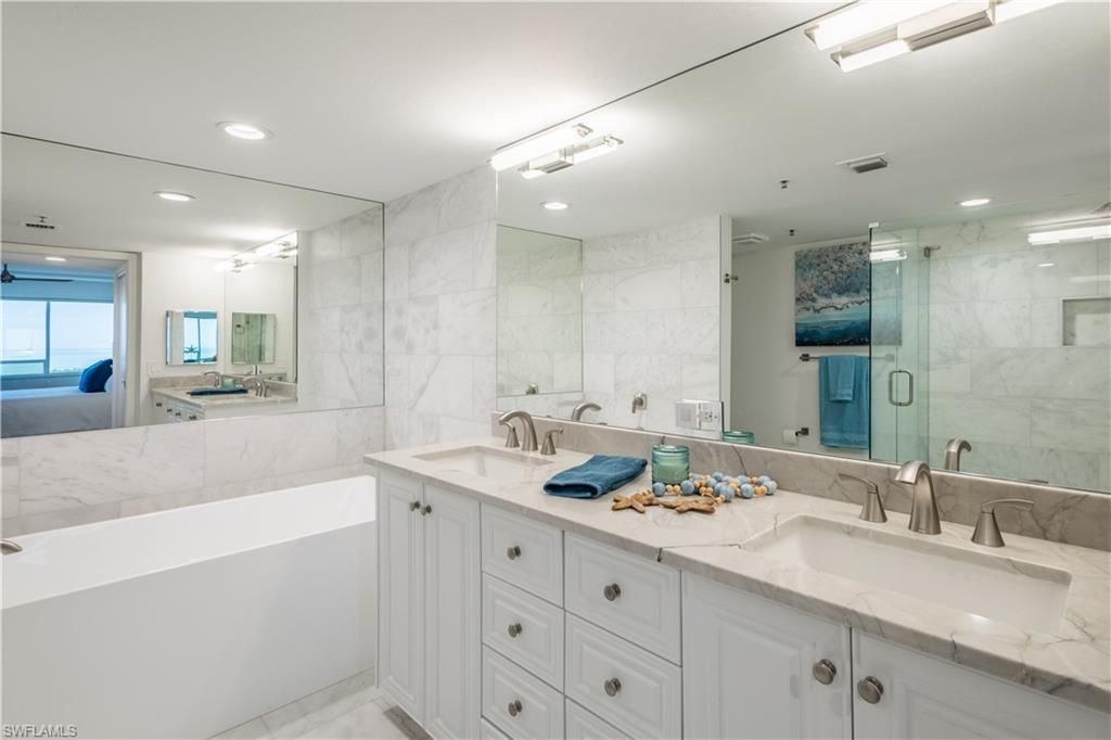 6825 Grenadier Blvd, Unit 1002, Naples, FL 34108 Photo