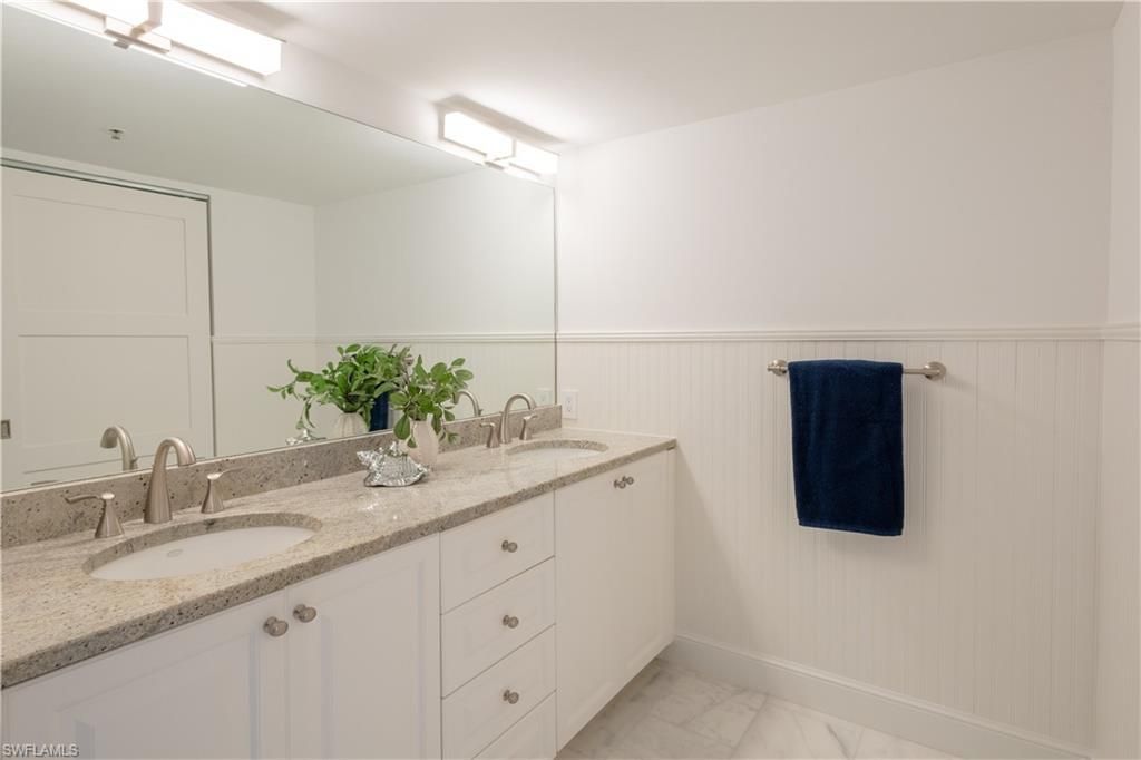 6825 Grenadier Blvd, Unit 1002, Naples, FL 34108 Photo