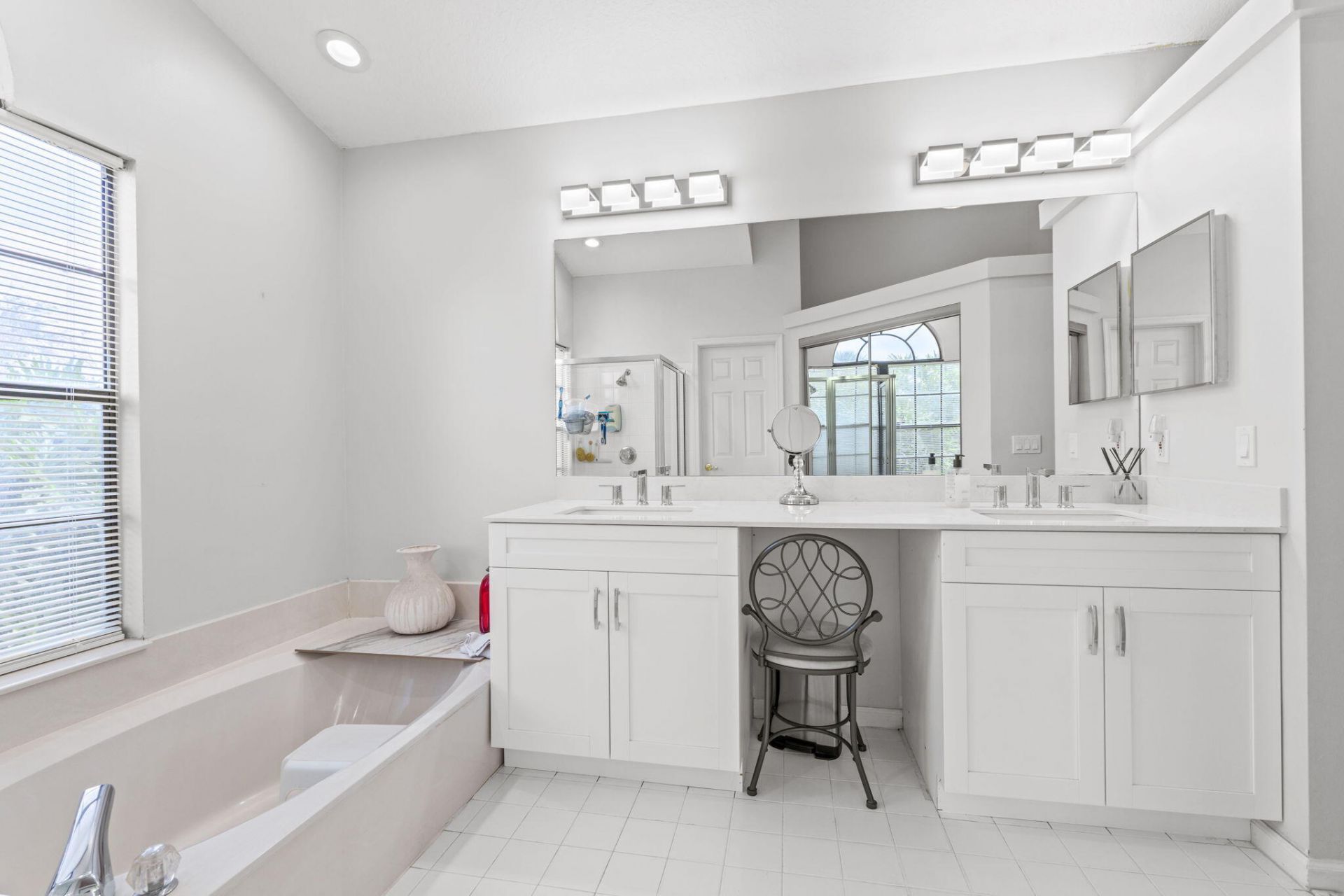 9055 Cypress Hollow Drive, Palm Beach Gardens, FL 33418 Photo