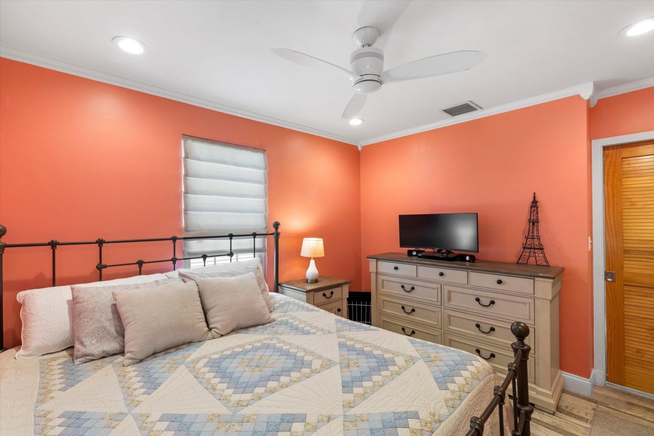 19 Azalea Drive, Key Haven, FL 33040 Photo