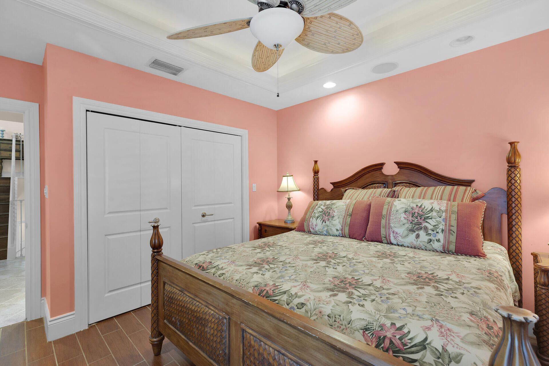 821 W Ocean Drive, Unit 3, Key Colony, FL 33051 Photo