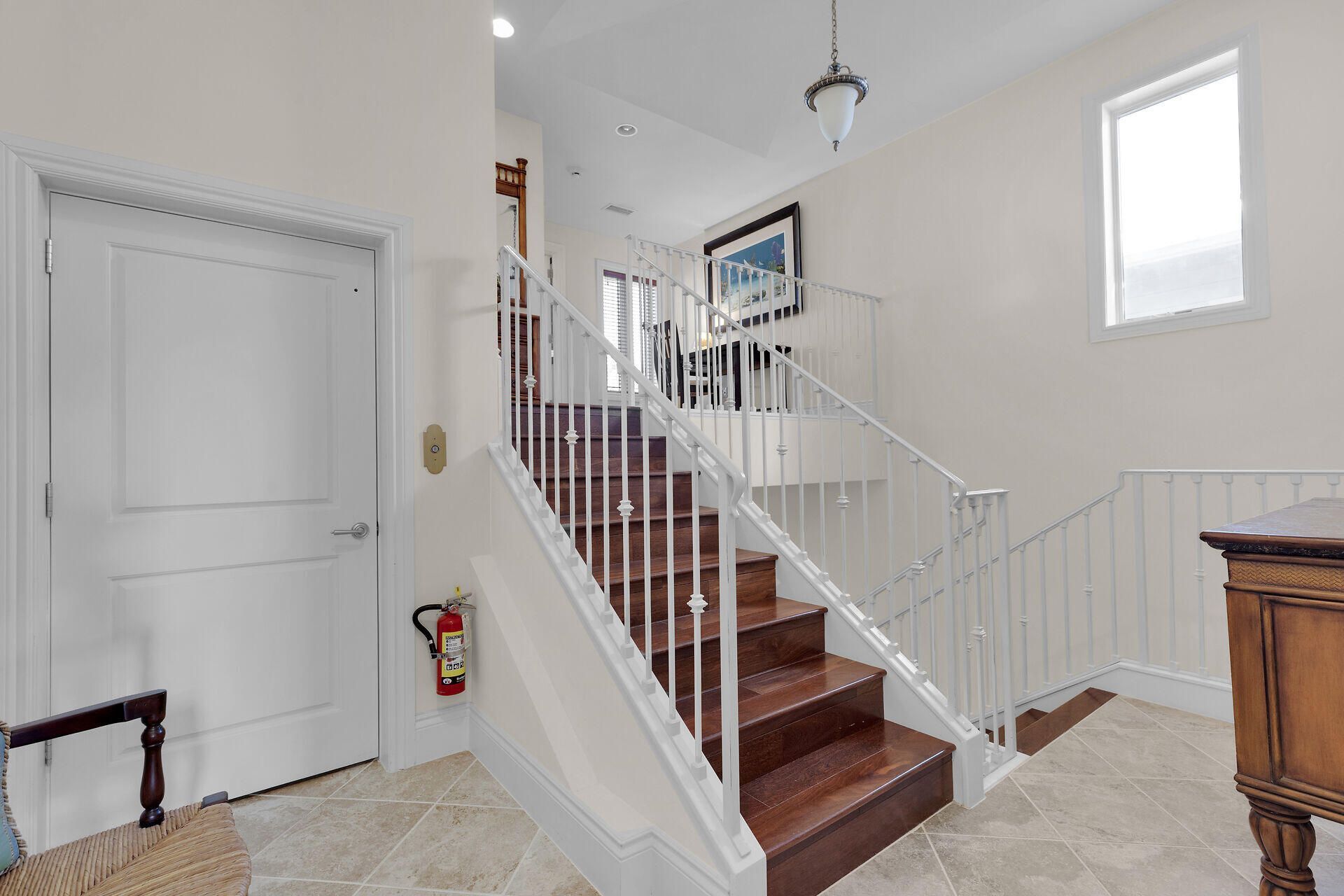 821 W Ocean Drive, Unit 3, Key Colony, FL 33051 Photo