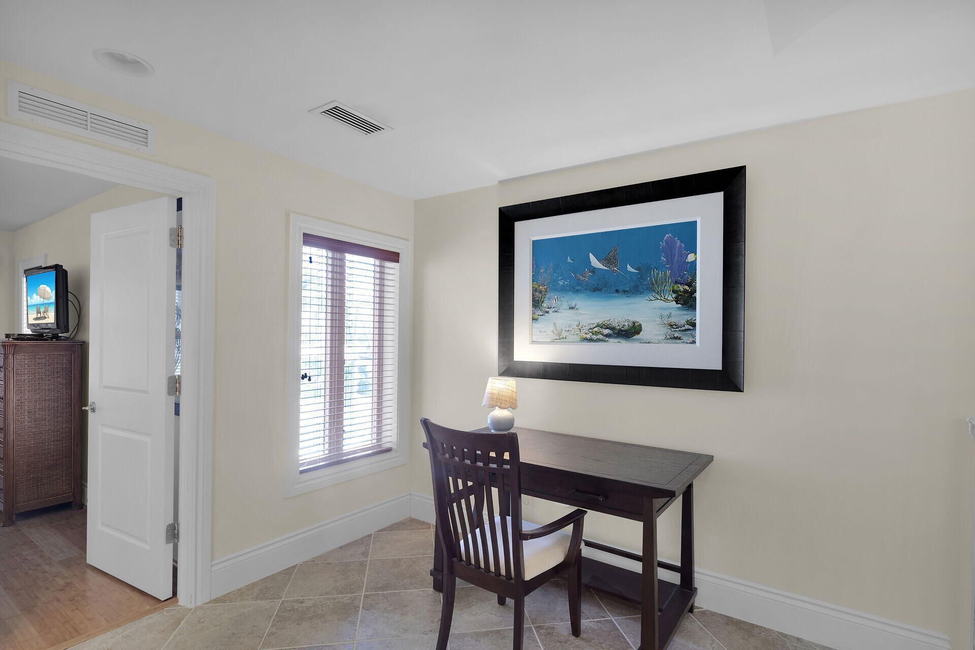 821 W Ocean Drive, Unit 3, Key Colony, FL 33051 Photo