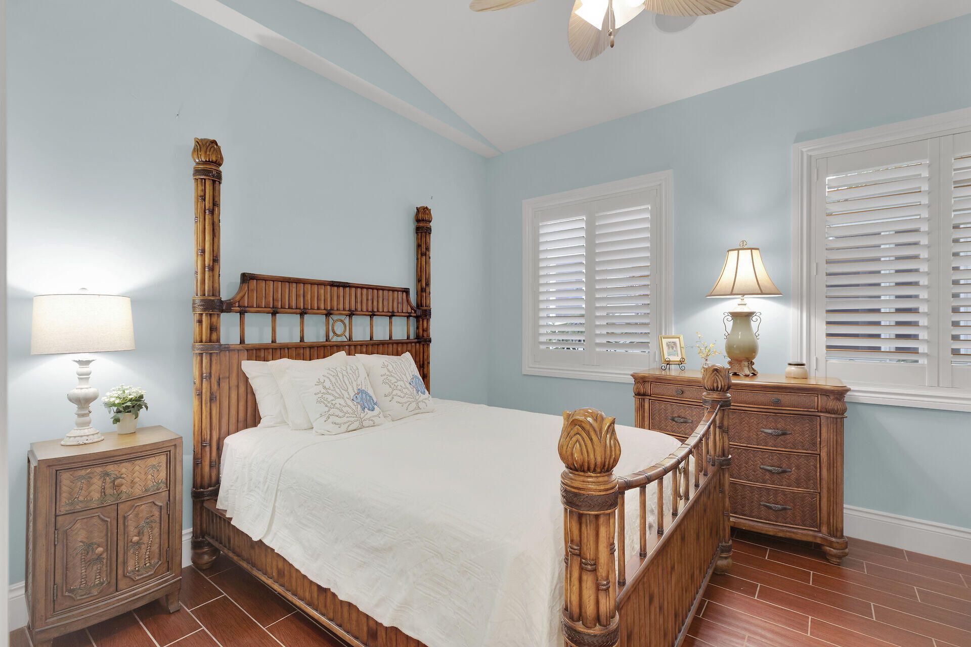 821 W Ocean Drive, Unit 3, Key Colony, FL 33051 Photo