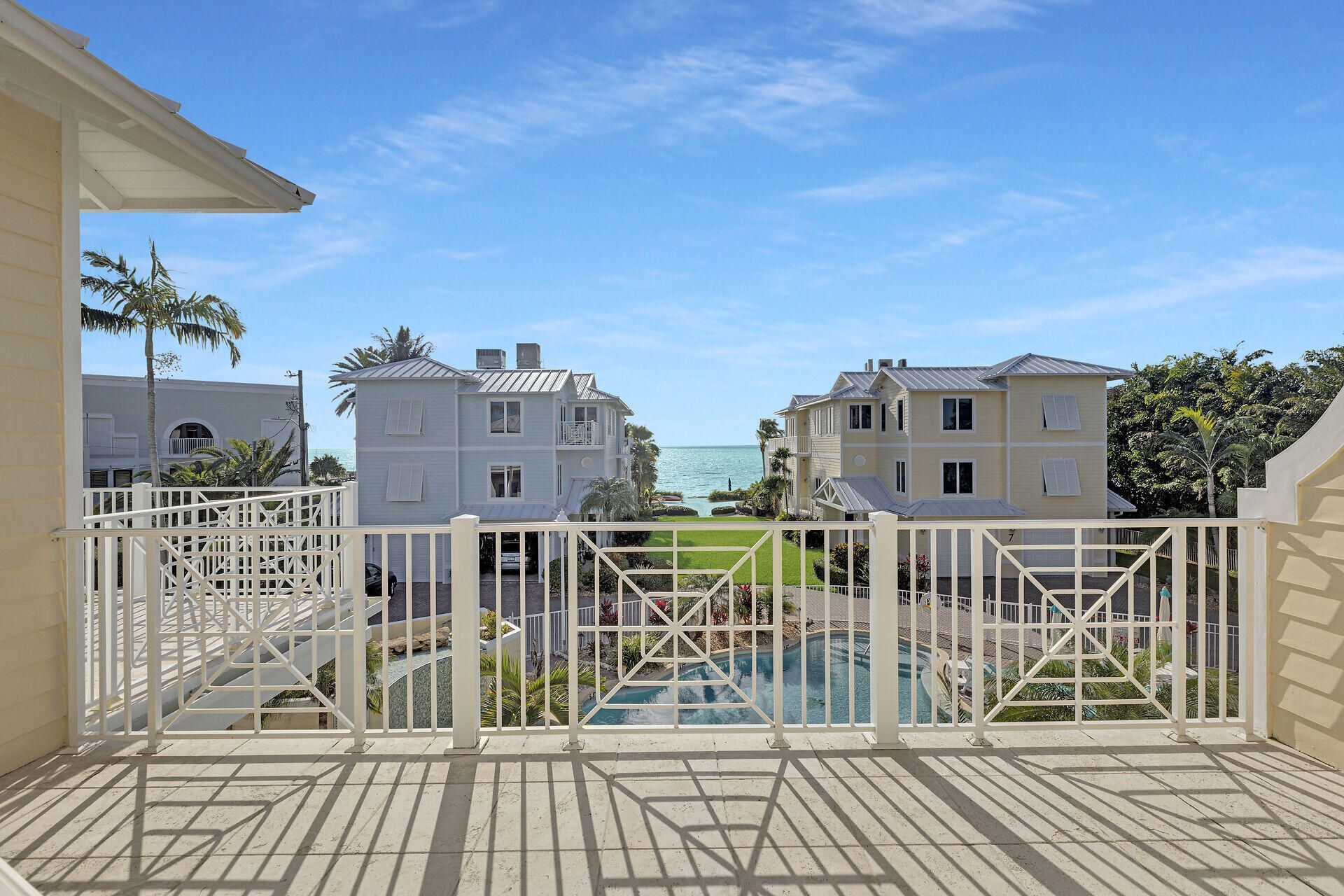 821 W Ocean Drive, Unit 3, Key Colony, FL 33051 Photo