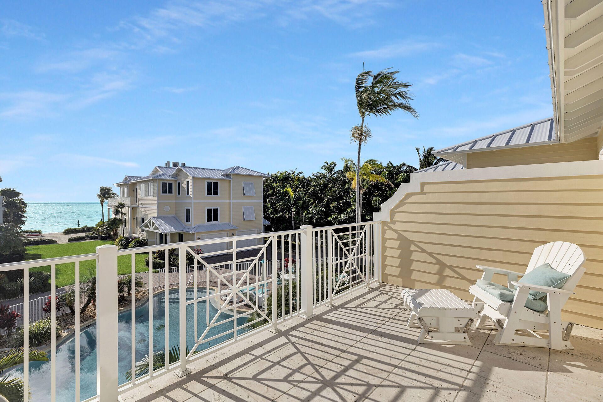 821 W Ocean Drive, Unit 3, Key Colony, FL 33051 Photo