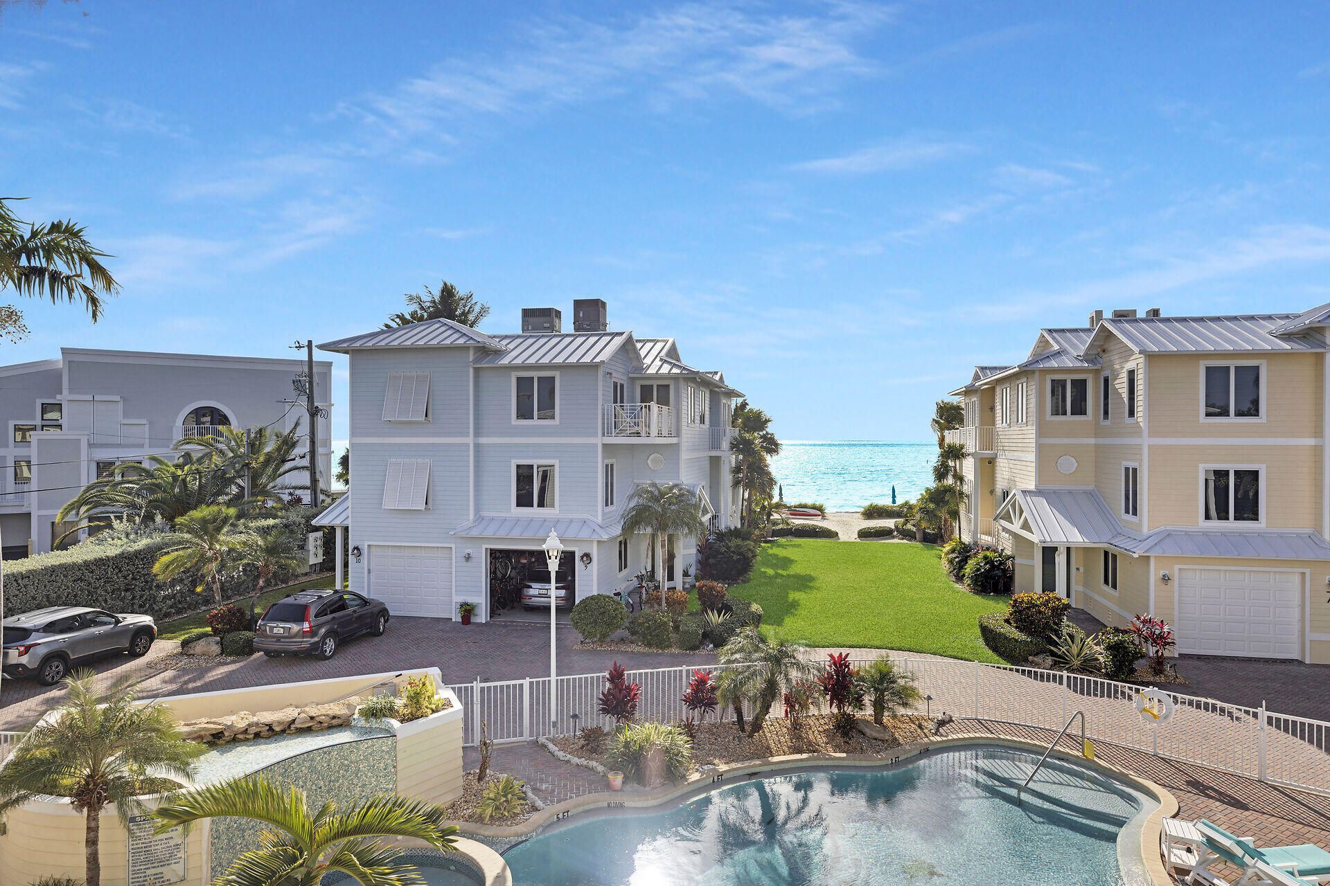 821 W Ocean Drive, Unit 3, Key Colony, FL 33051 Photo