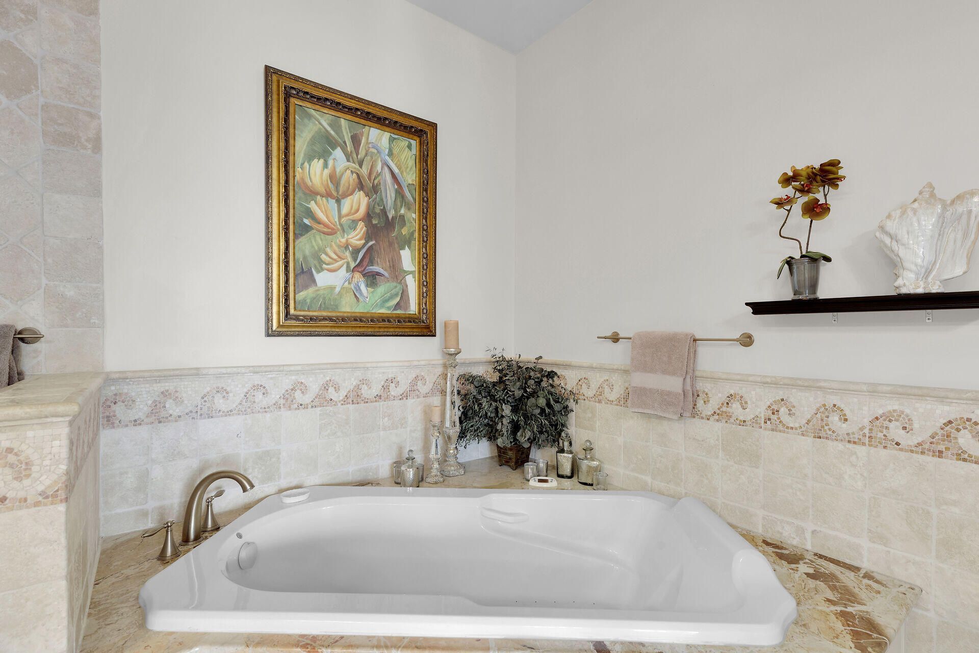 821 W Ocean Drive, Unit 3, Key Colony, FL 33051 Photo