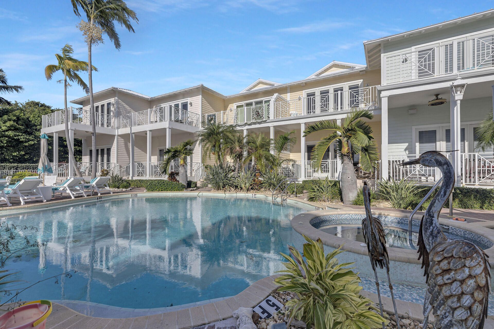 821 W Ocean Drive, Unit 3, Key Colony, FL 33051 Photo