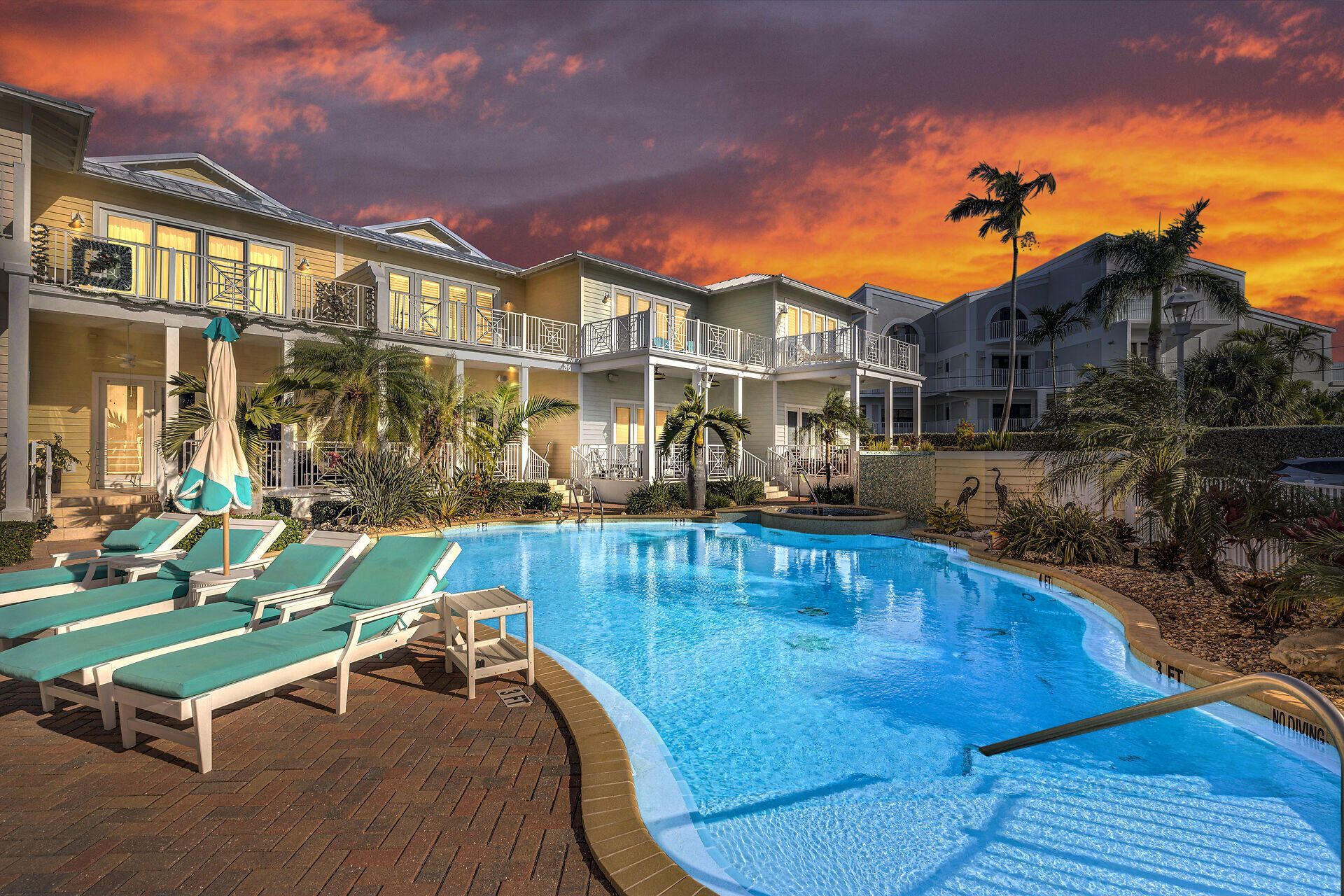 821 W Ocean Drive, Unit 3, Key Colony, FL 33051 Photo