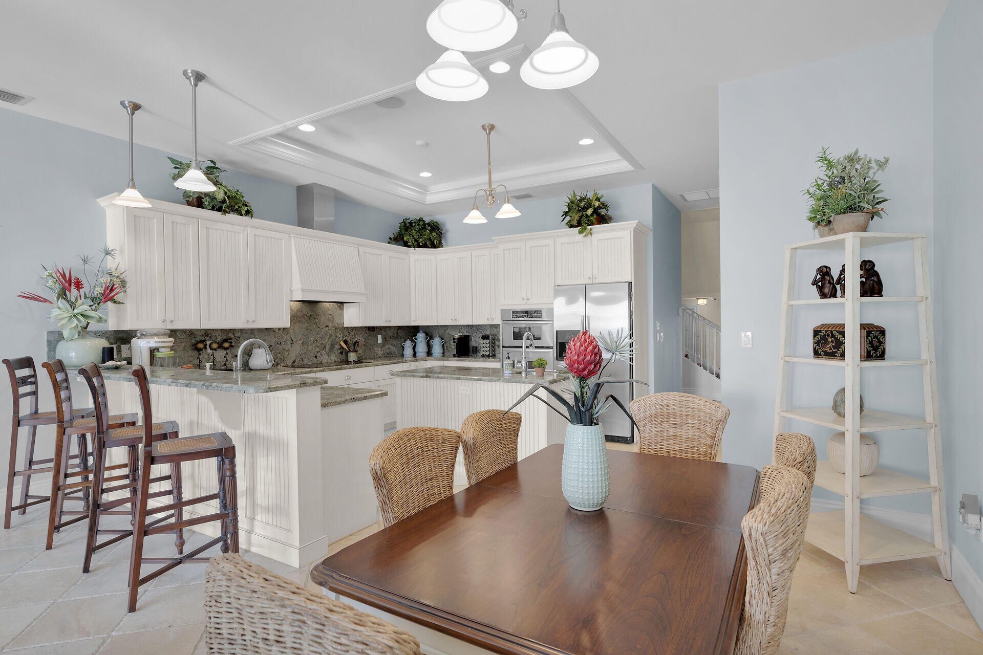 821 W Ocean Drive, Unit 3, Key Colony, FL 33051 Photo