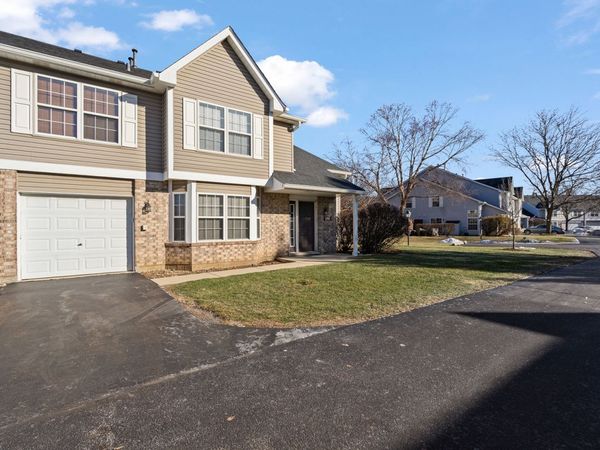 13910 Cambridge Circle, Plainfield, IL 60544