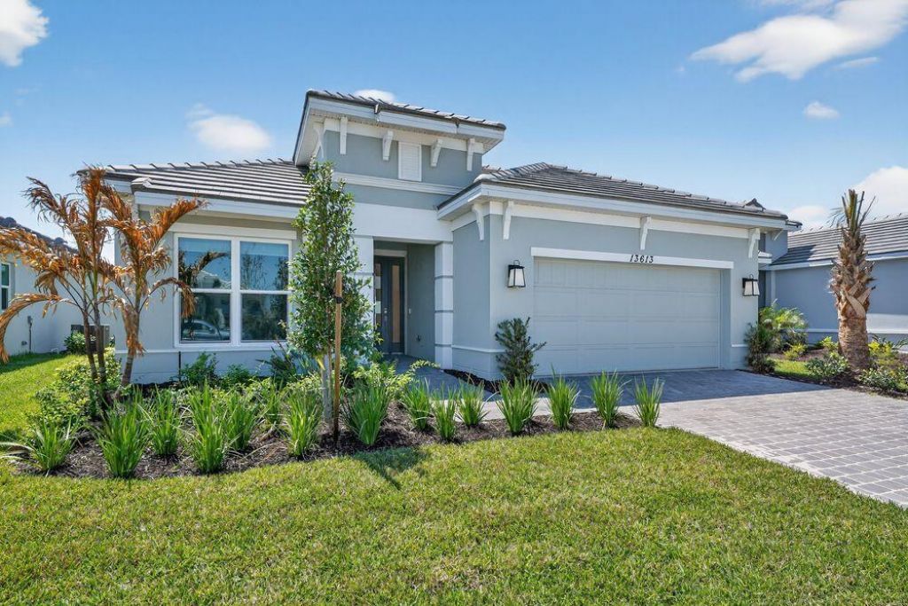 13613 SW Alejandro Court, Port Saint Lucie, FL 34987 Photo