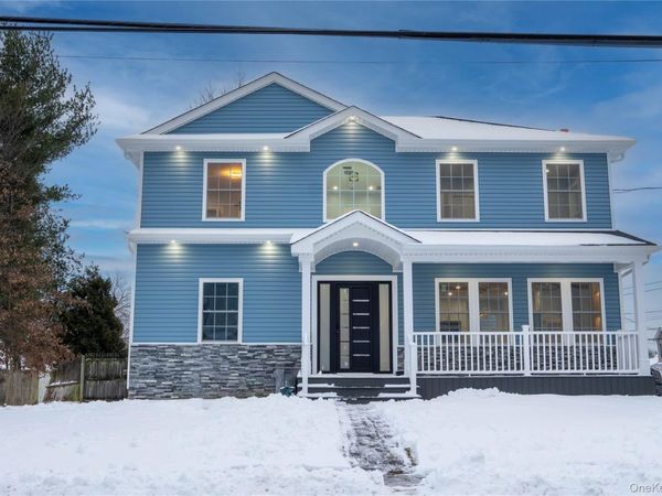 139 Maple Avenue, Bethpage, NY 11714