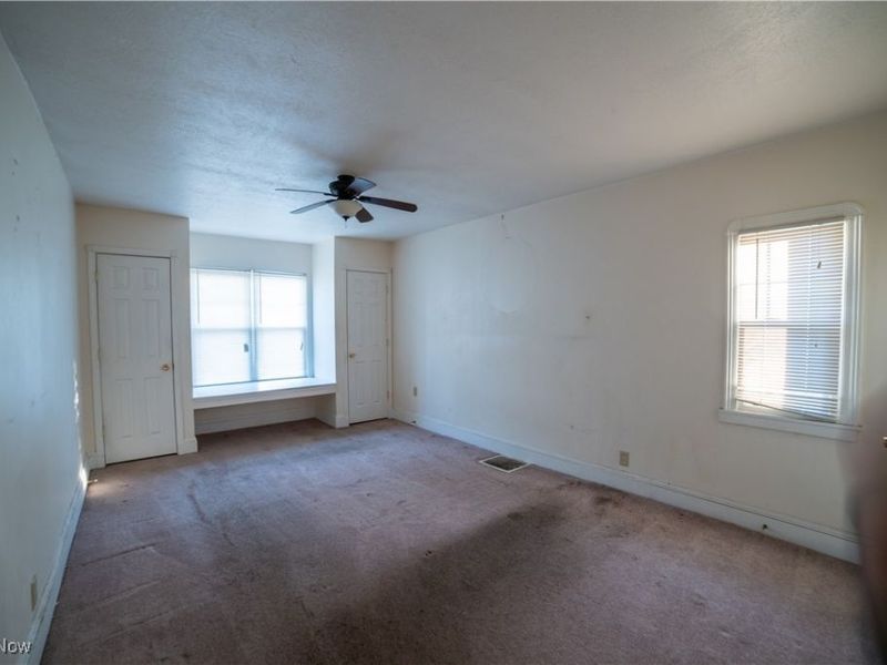 1040 Mercer Avenue, Akron, OH 44320 Photo 10