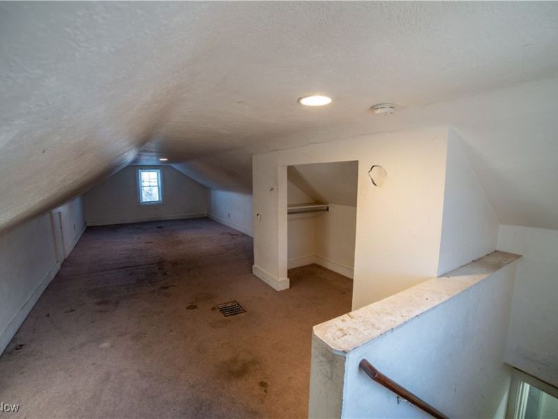 1040 Mercer Avenue, Akron, OH 44320 Photo 18