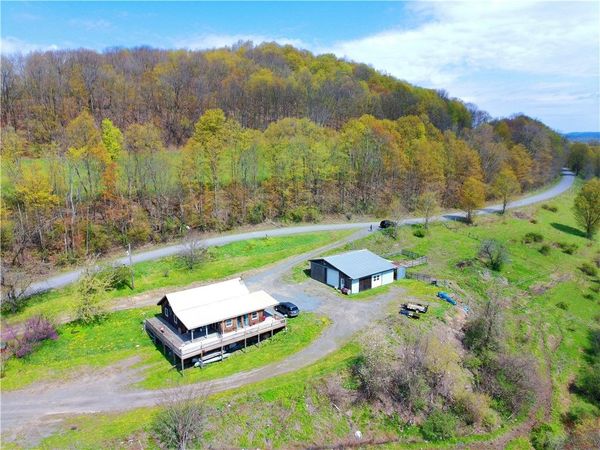 3010 Kelly Road, Hubbardsville, NY 13355