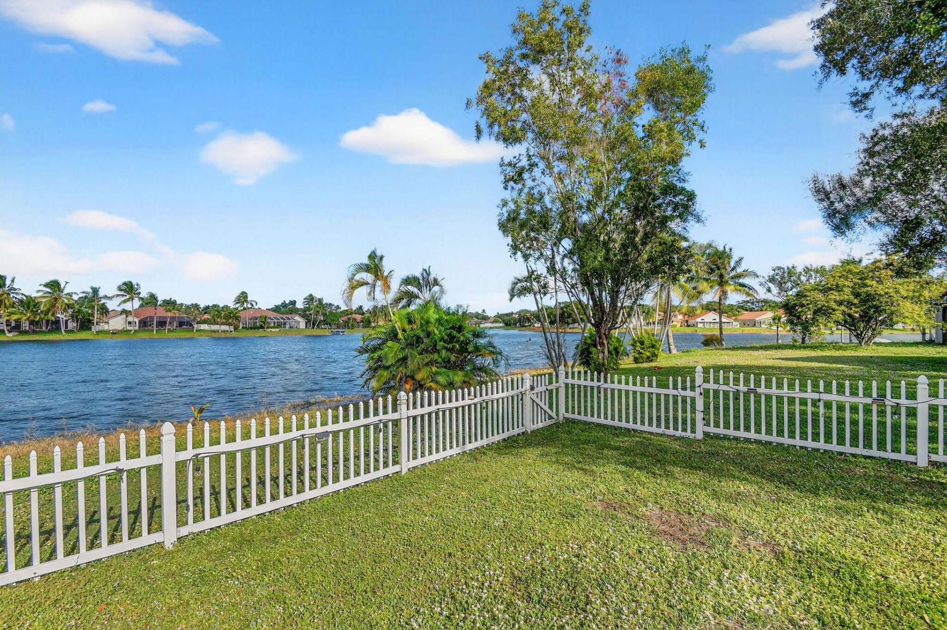 7745 Springfield Lake Drive, Lake Worth, FL 33467 Photo