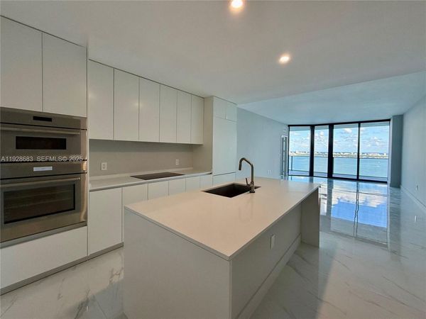 700 NE 24th st , Unit 3303, Miami, FL 33137