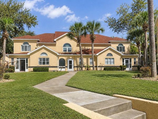 44 CAPTAINS WALK, PALM COAST, FL 32137
