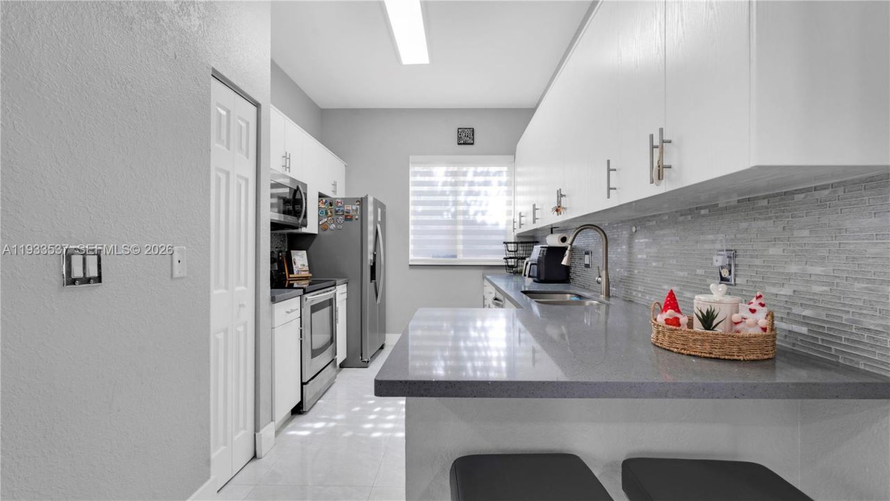 5460 SW 129th Ave, Miramar, FL 33027 Photo