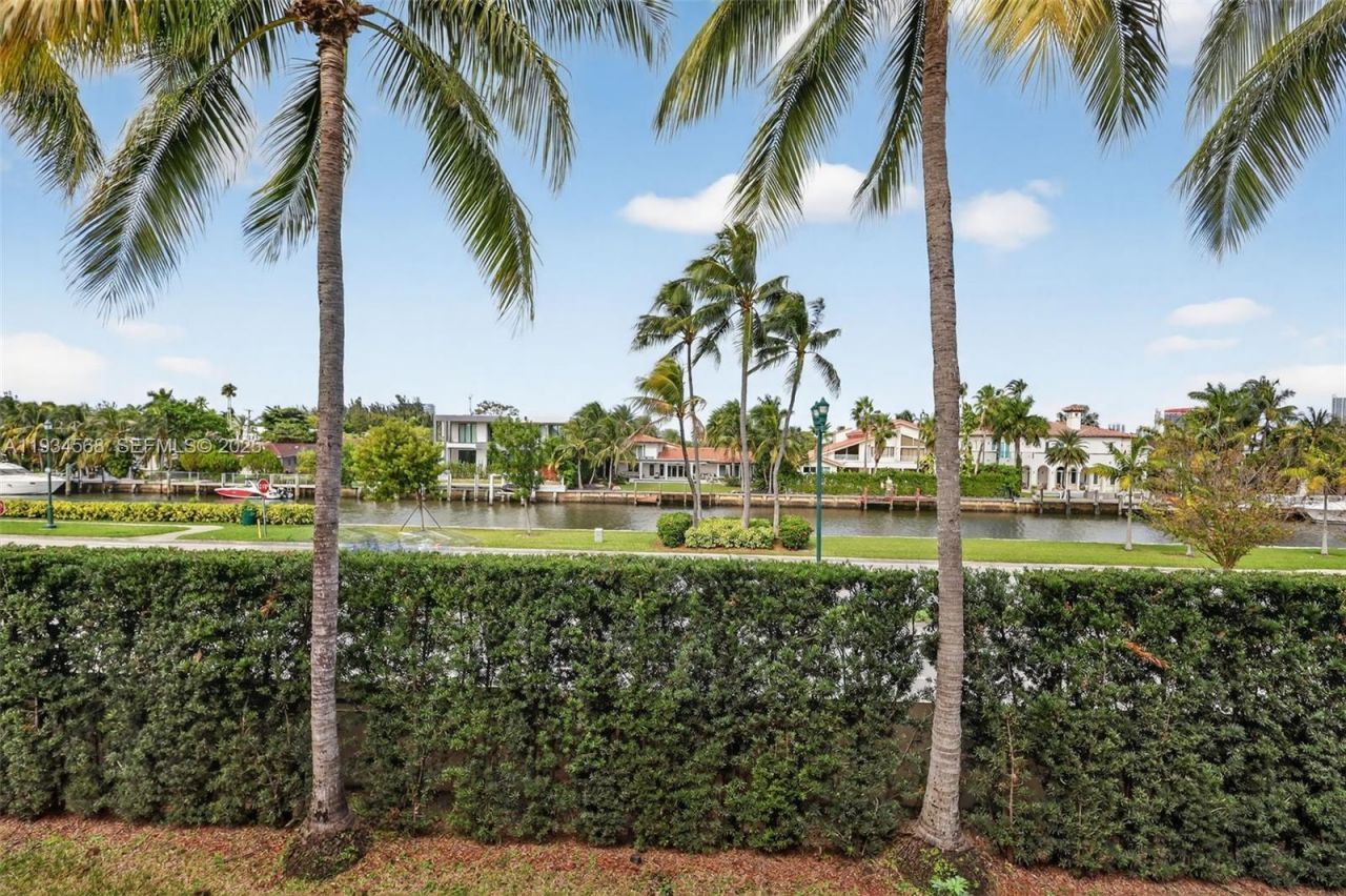 21399 Marina Cove Cir, Unit 14, Aventura, FL 33180 Photo