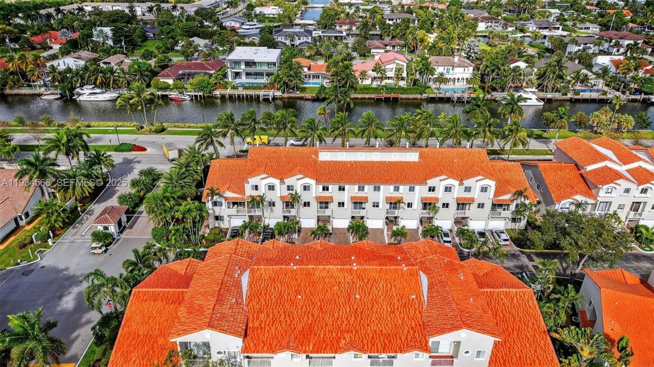 21399 Marina Cove Cir, Unit 14, Aventura, FL 33180 Photo