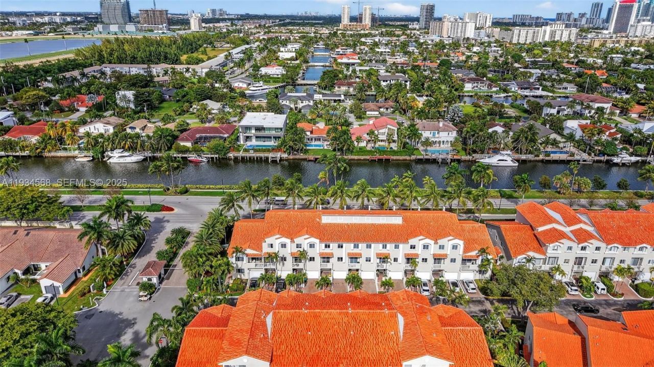 21399 Marina Cove Cir, Unit 14, Aventura, FL 33180 Photo