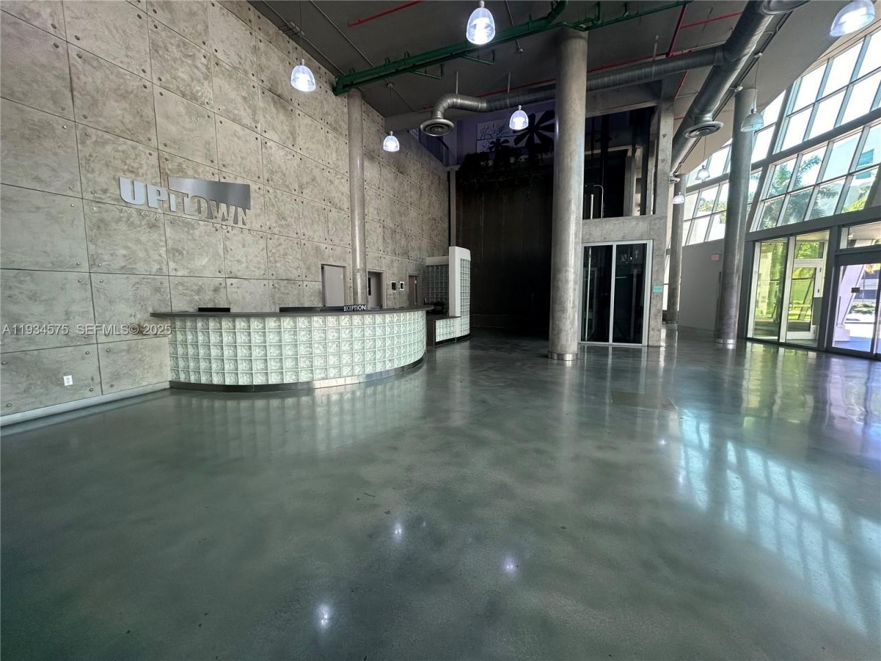 3029 NE 188th St , Unit 905, Aventura, FL 33180 Photo