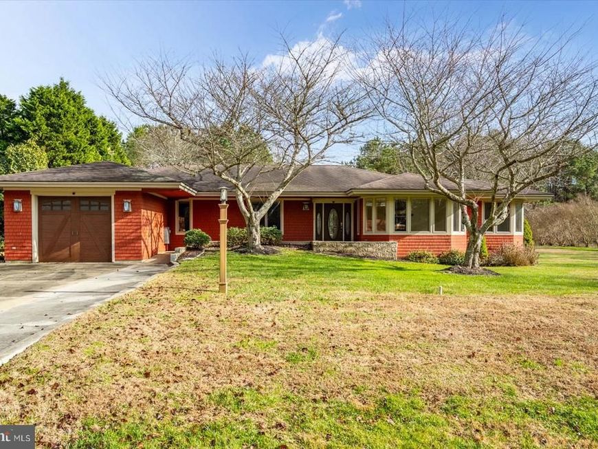 8814 Hunting Hound Road, Berlin, MD 21811 Main Photo